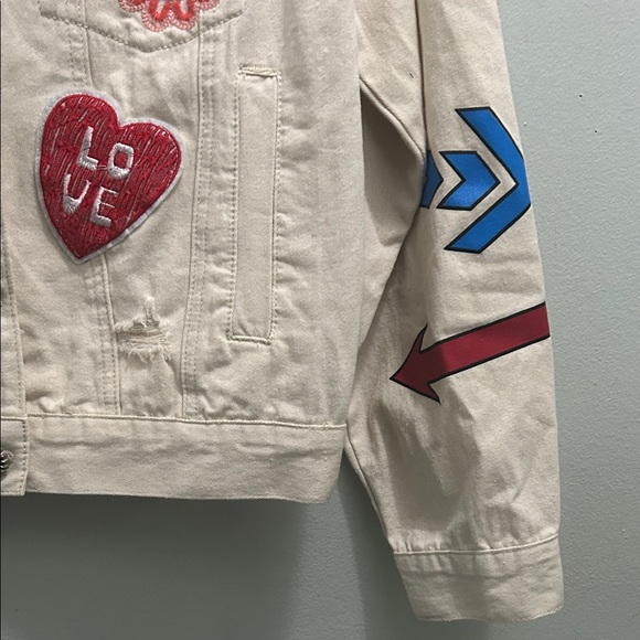 POL Cream Denim Jacket with Red and Blue Patches - Picture 4 of 12
